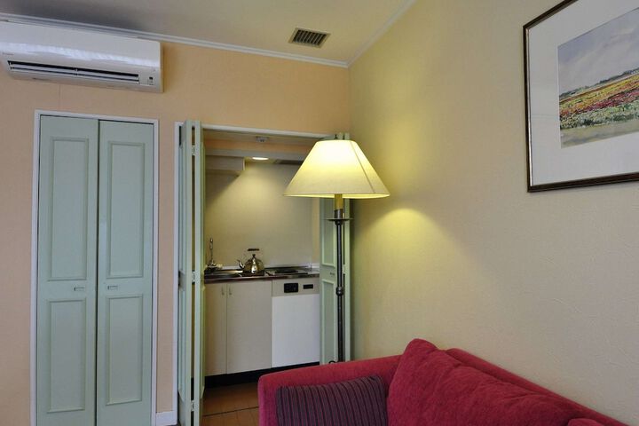 Room 2 of 14