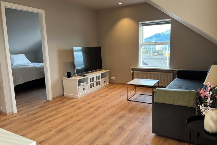 Room 11 of 29