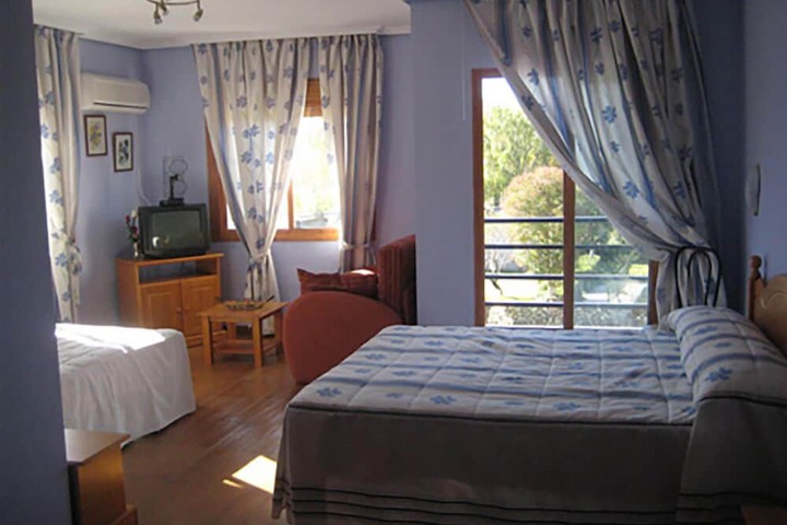 Room 8 of 62