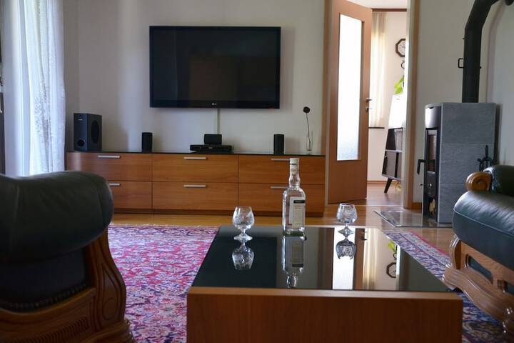 Room 18 of 28