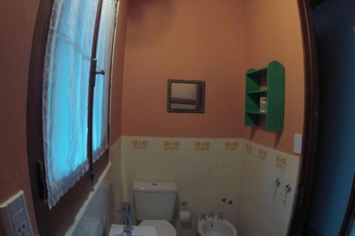 Room 7 of 10