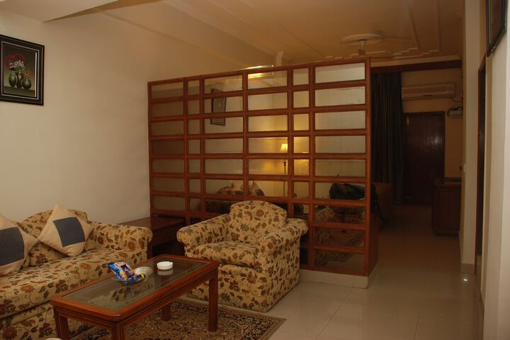 Room 22 of 60