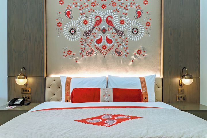 Room 45 of 115