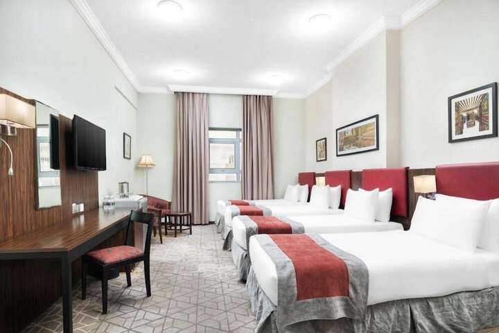 Room 9 of 44