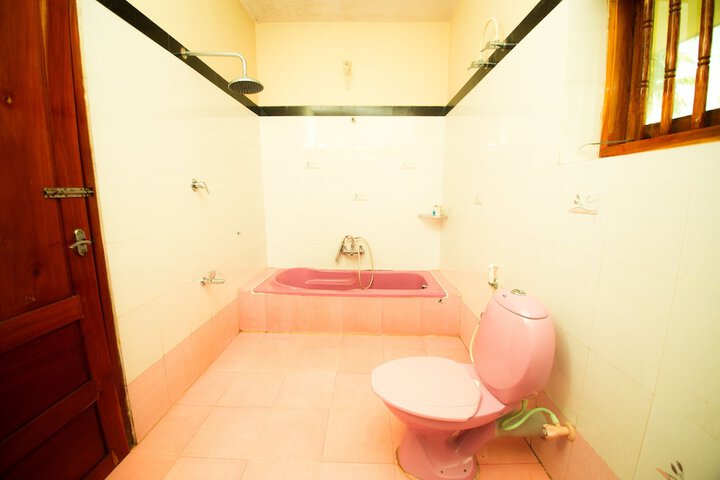 Room 34 of 59