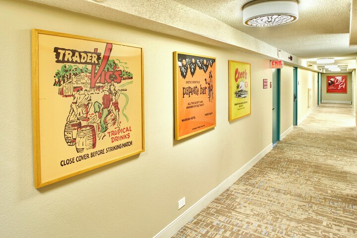 Ballroom/Hall 144 of 177
