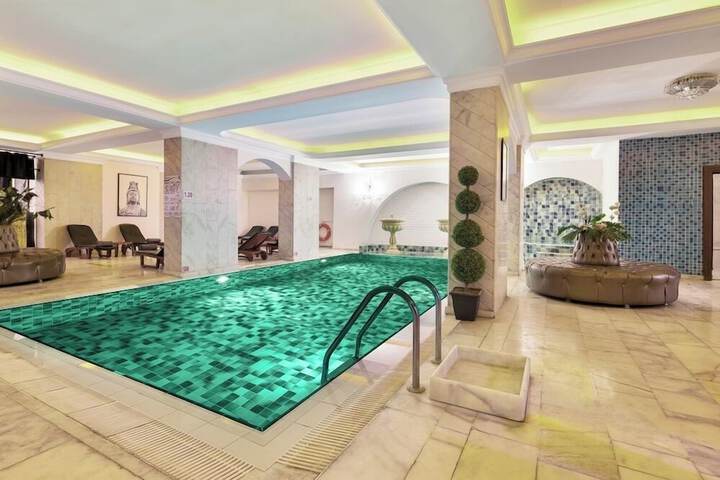 Pool 29 of 74