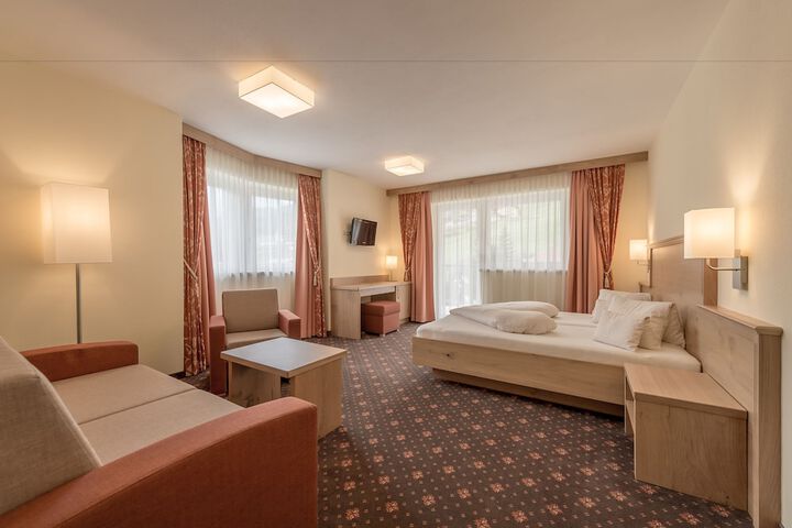 Room 13 of 45