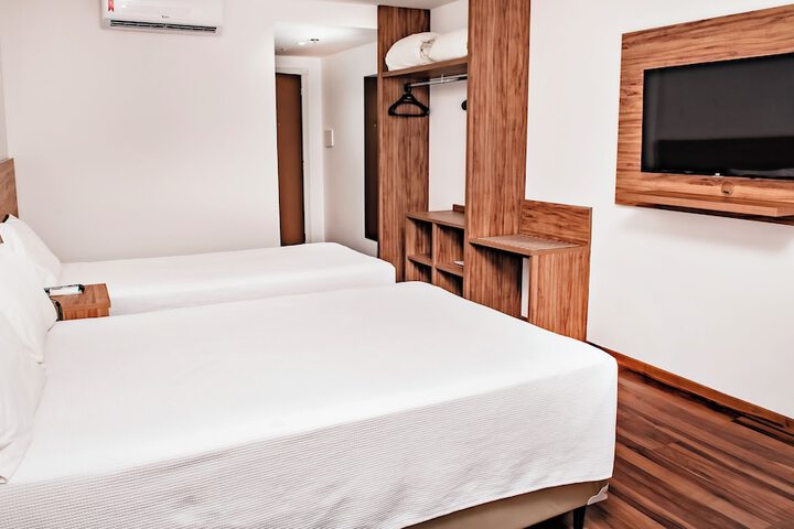 Room 29 of 70