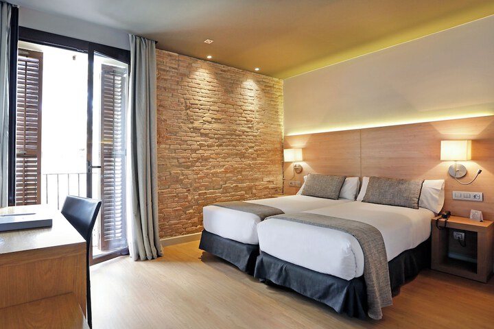 Room 16 of 59