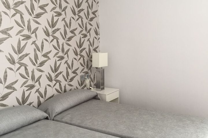 Room 10 of 19