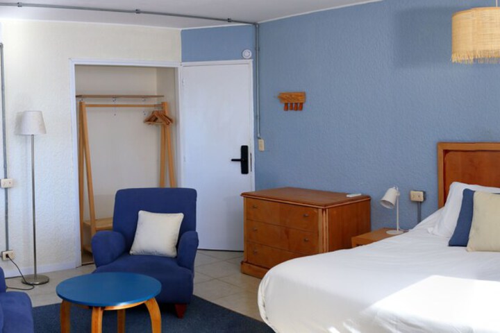 Room 16 of 51