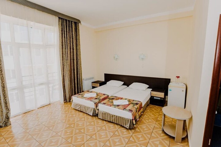 Room 7 of 36