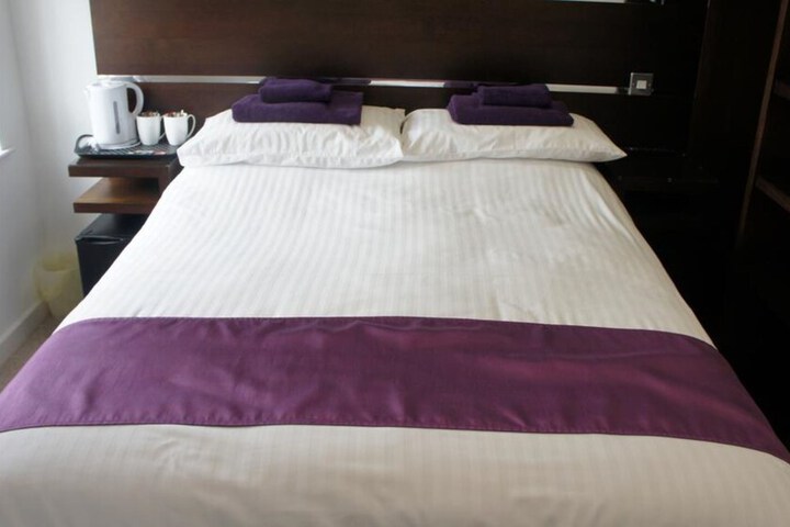 Room 14 of 53