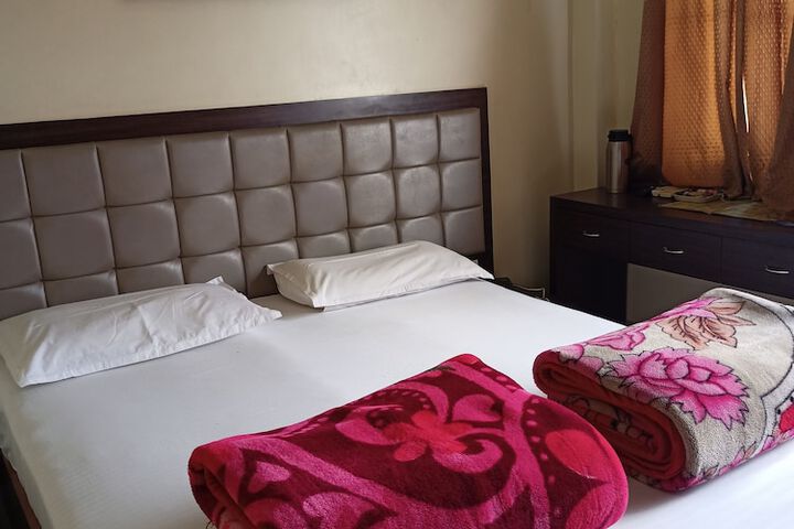 Room 10 of 79