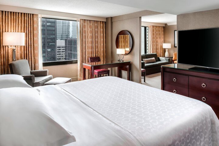 1 King Bed (28 of 40)