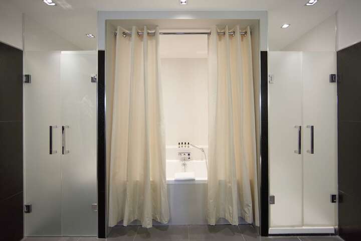 Room 60 of 119