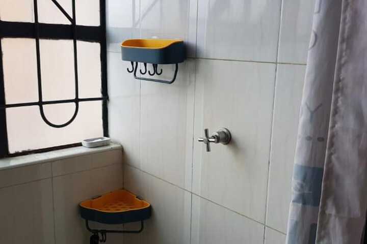 Room 4 of 4