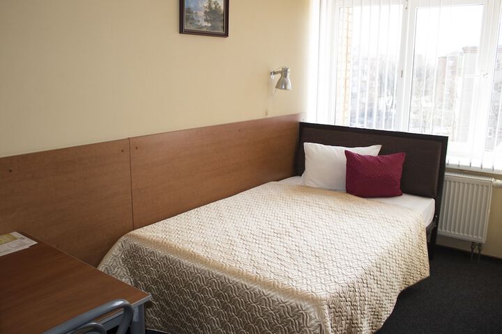 Room 17 of 53
