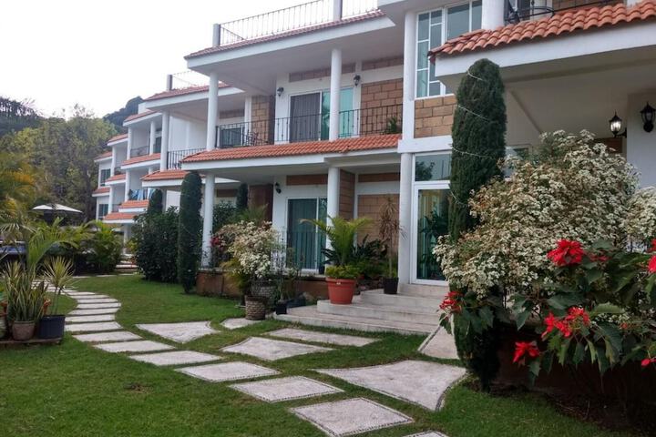Hotel 65 of 65