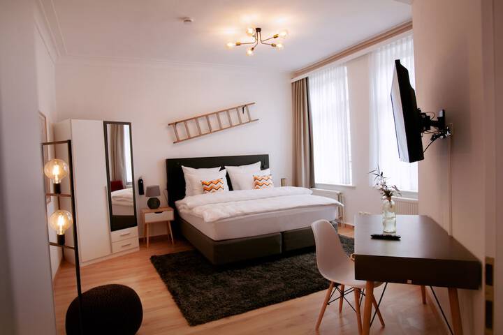 Room 29 of 61