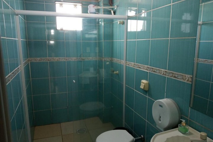 Room 7 of 11