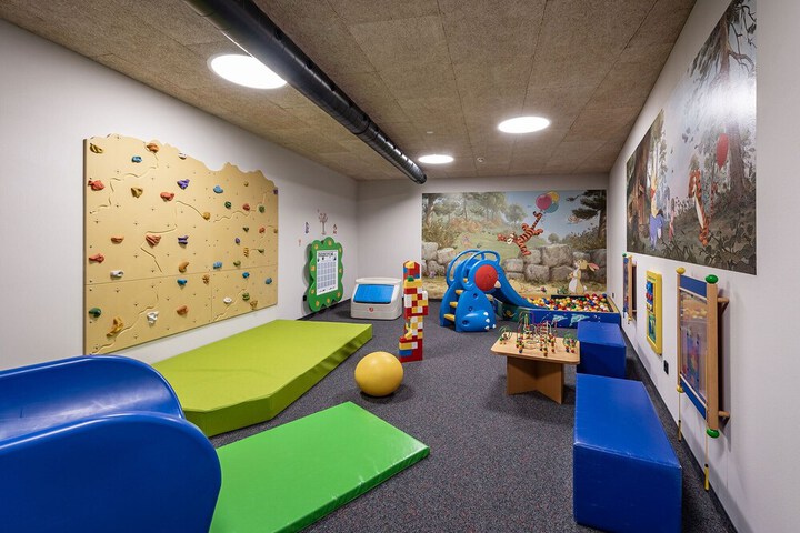 Childrens Activities 58 of 106