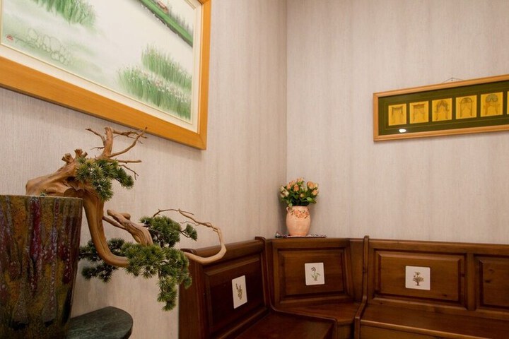 Ballroom/Hall 44 of 47