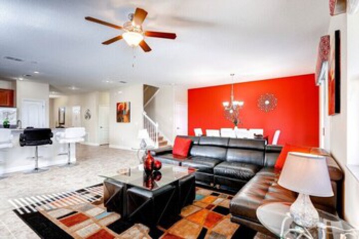 Image of Victoria Drive Villa Providence 4