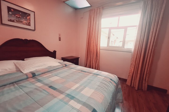 Room 43 of 105