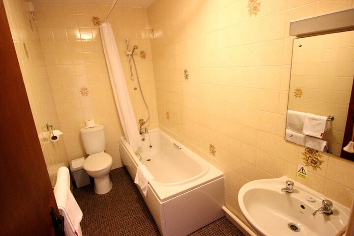 Room 45 of 62