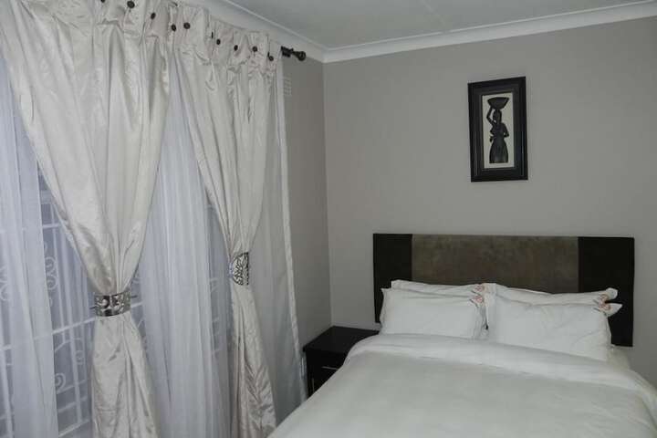Room 8 of 24