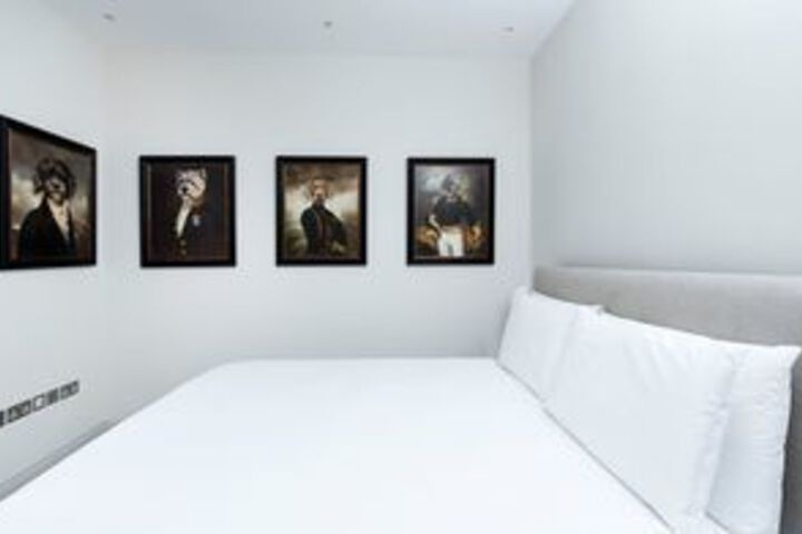 Room 5 of 23