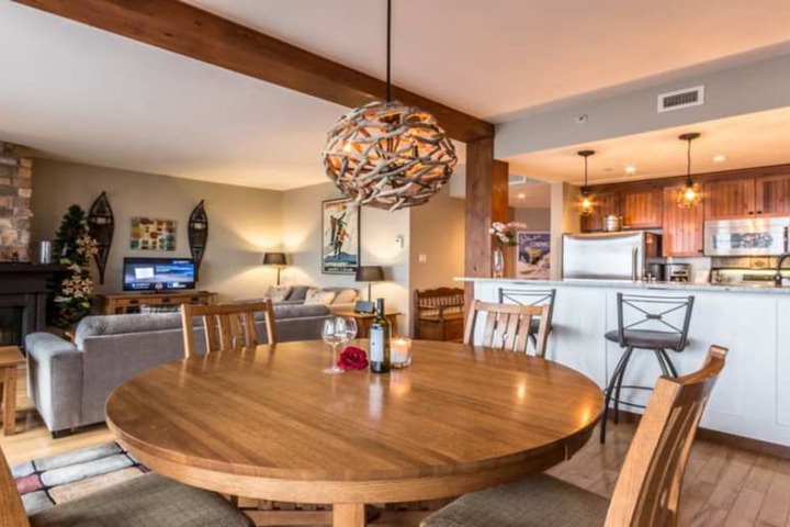 Dining Photos
