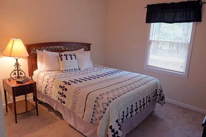 Room 171 of 400