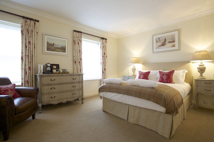 Room 5 of 28