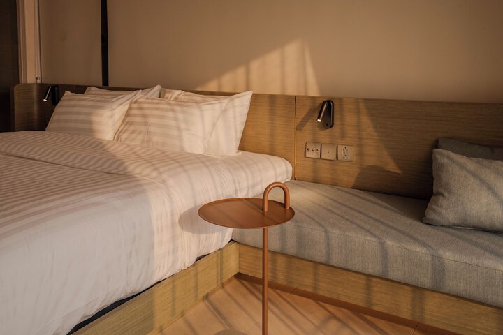 Room 35 of 151
