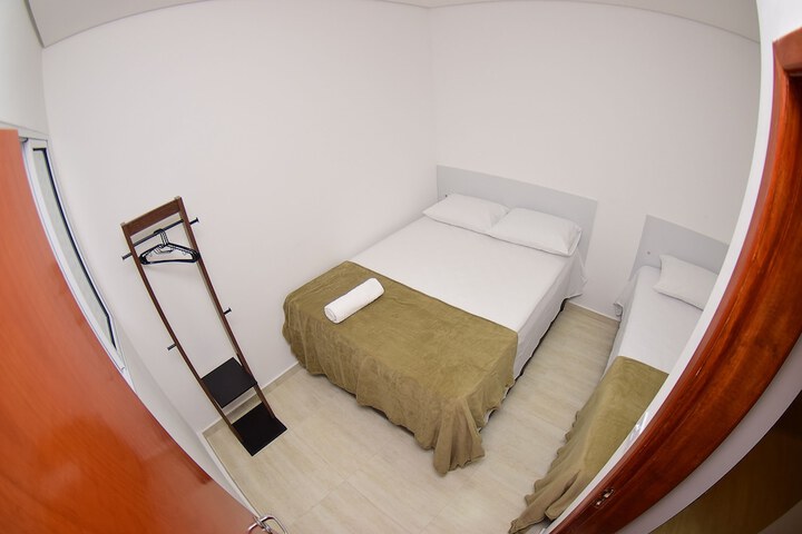 Room 7 of 19