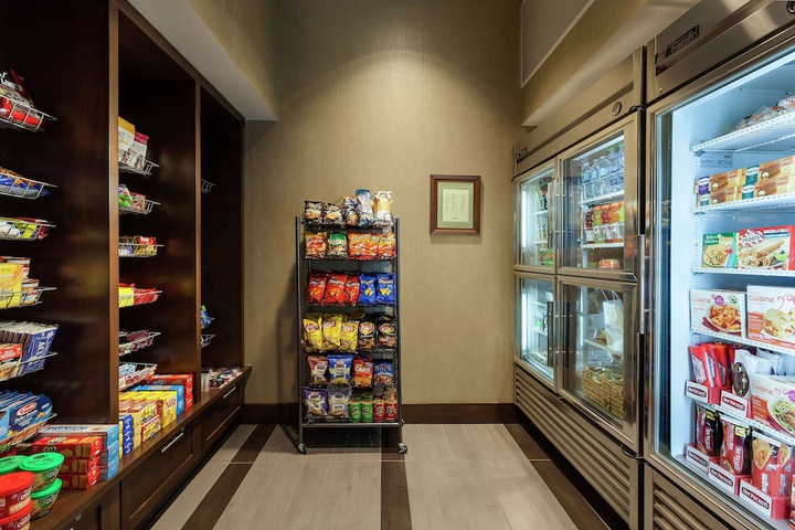 Snack bar