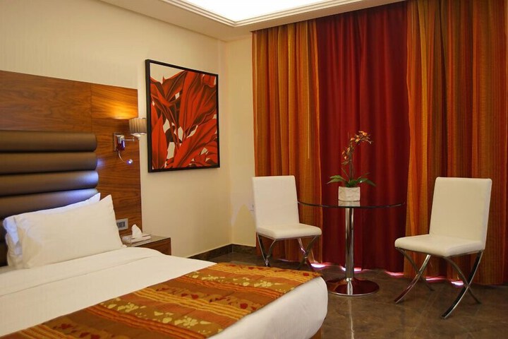 Room 10 of 61