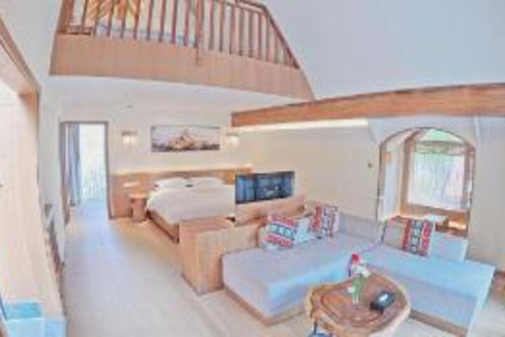 Room 10 of 22