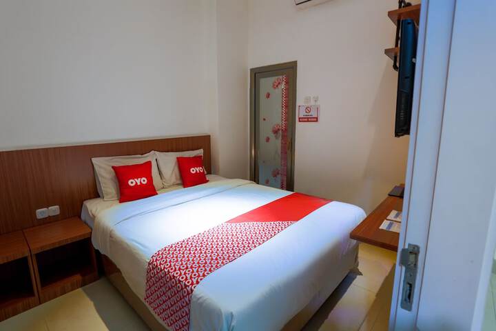 Room 20 of 33