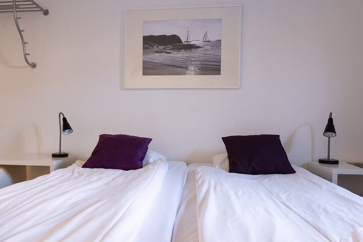 Room 7 of 25