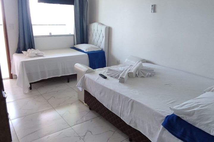 Room 9 of 34