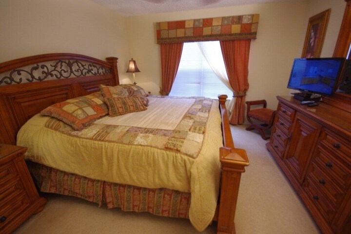 Room 17 of 46