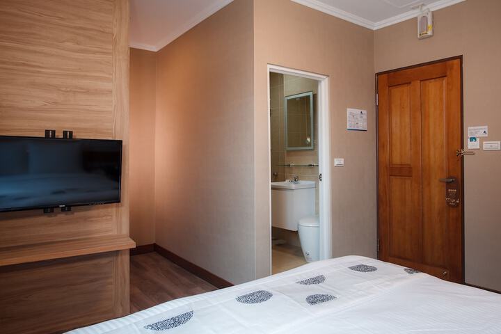 Room 30 of 91