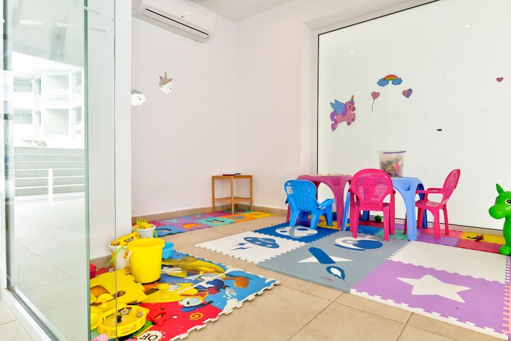 Childrens Activities 77 of 115