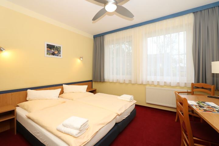 Room 16 of 71
