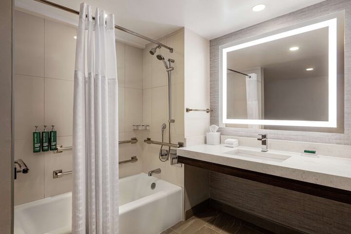 Bathroom shower