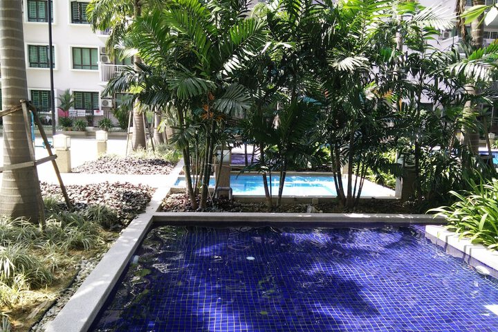 Pool Hotel